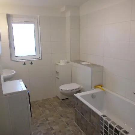 2-zimmerwohnung Mit Balkon