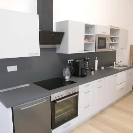 2-zimmerwohnung Mit Balkon